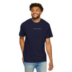 Calm in the Chaos T-skjorte — Minimalistisk, inspirerende tee