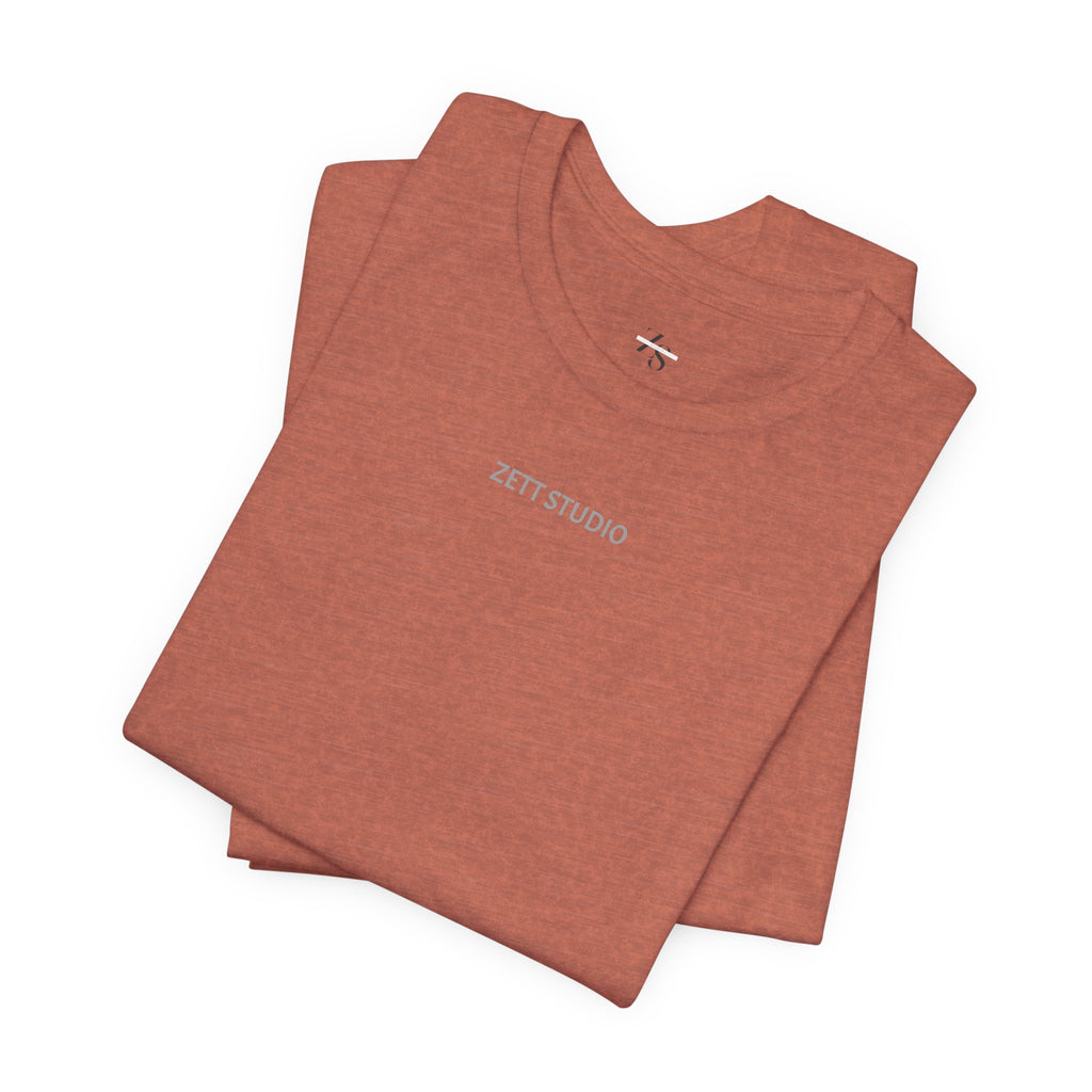Minimalistisk 'ZETT STUDIO' Logo-tee — Unisex kortermet skjorte
