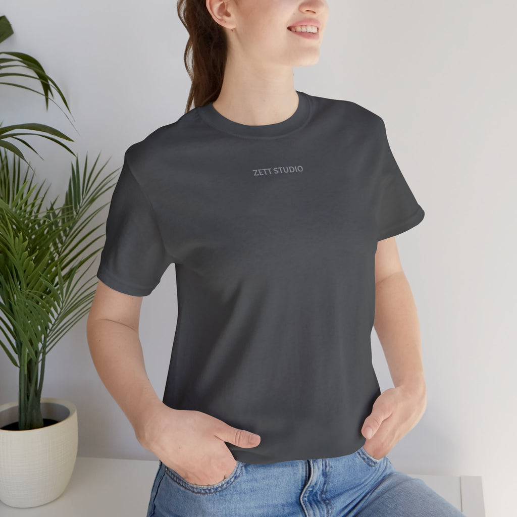 Minimalistisk 'ZETT STUDIO' Logo-tee — Unisex kortermet skjorte
