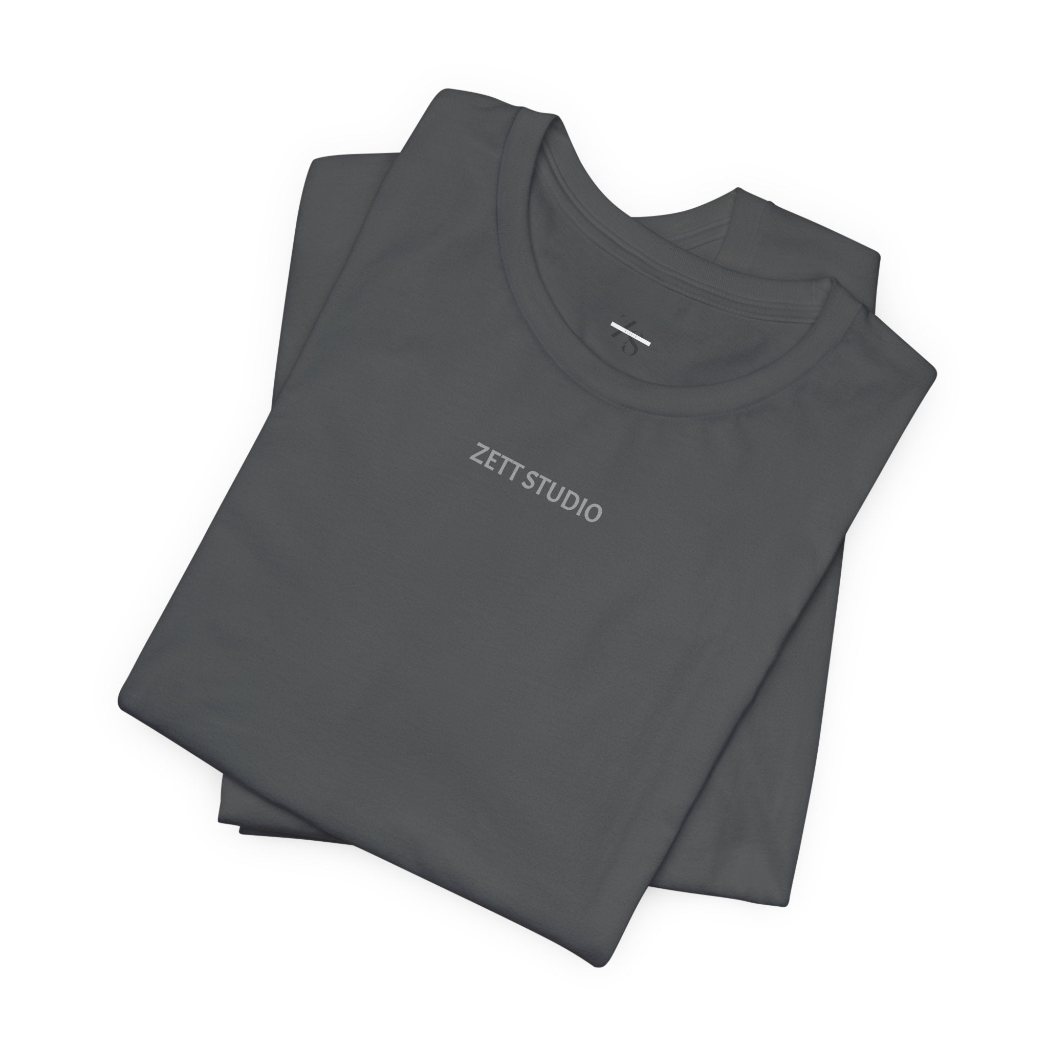 Minimalistisk 'ZETT STUDIO' Logo-tee — Unisex kortermet skjorte