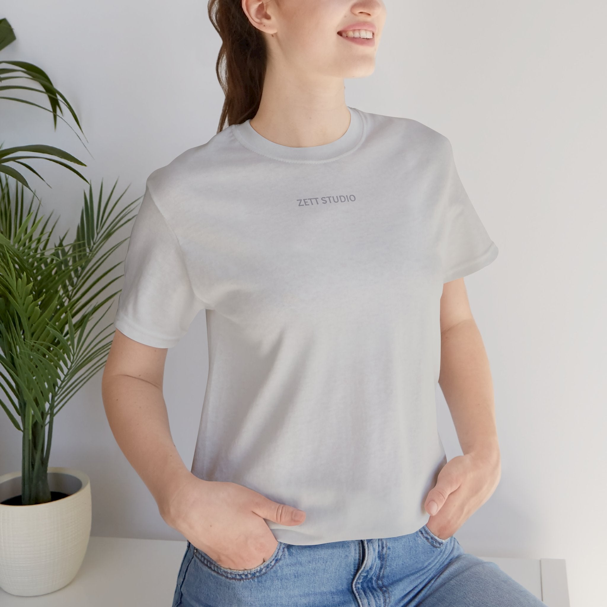 Minimalistisk 'ZETT STUDIO' Logo-tee — Unisex kortermet skjorte