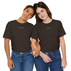 Minimalistisk 'ZETT STUDIO' Logo-tee — Unisex kortermet skjorte