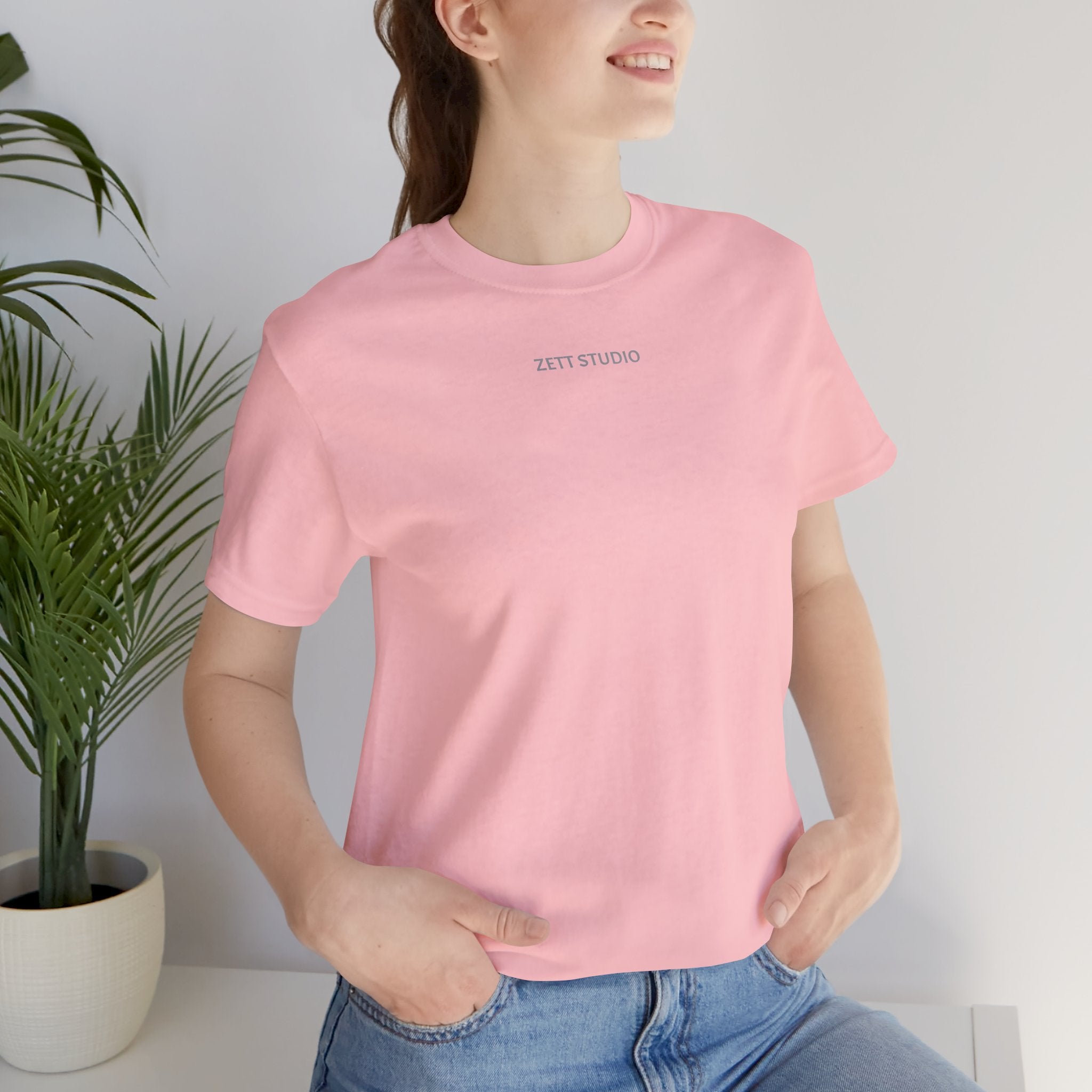 Minimalistisk 'ZETT STUDIO' Logo-tee — Unisex kortermet skjorte